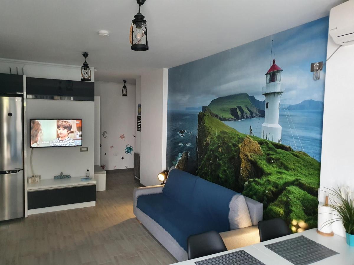 Relax Inn Apartment ナボダリ エクステリア 写真