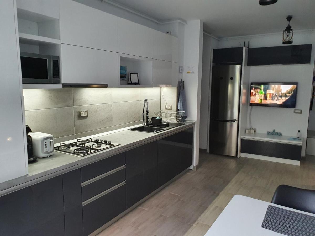 Relax Inn Apartment ナボダリ エクステリア 写真