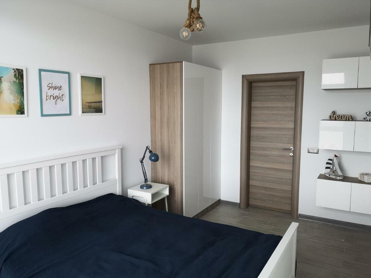 Relax Inn Apartment ナボダリ エクステリア 写真