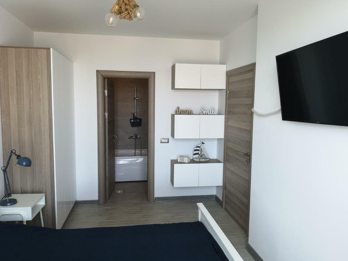Relax Inn Apartment ナボダリ エクステリア 写真